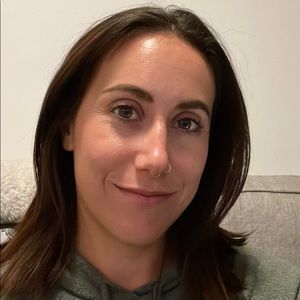 Meet your Posher, Alina